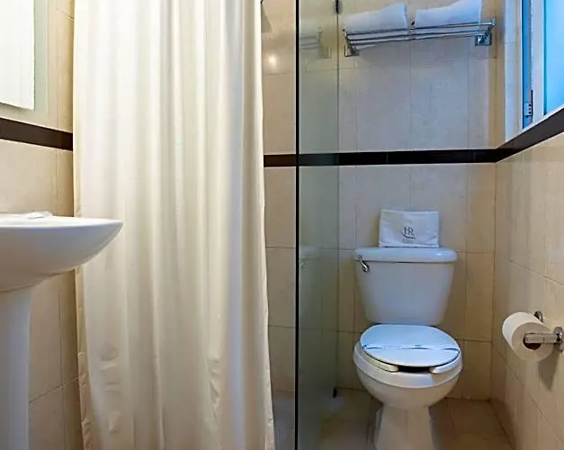 Hotel Roble 3*
